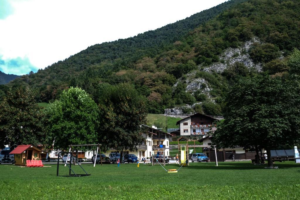 Residence Alessio เบซเซ็กกา ภายนอก รูปภาพ