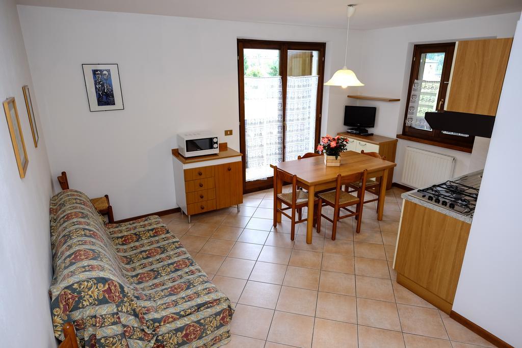 Residence Alessio เบซเซ็กกา ภายนอก รูปภาพ
